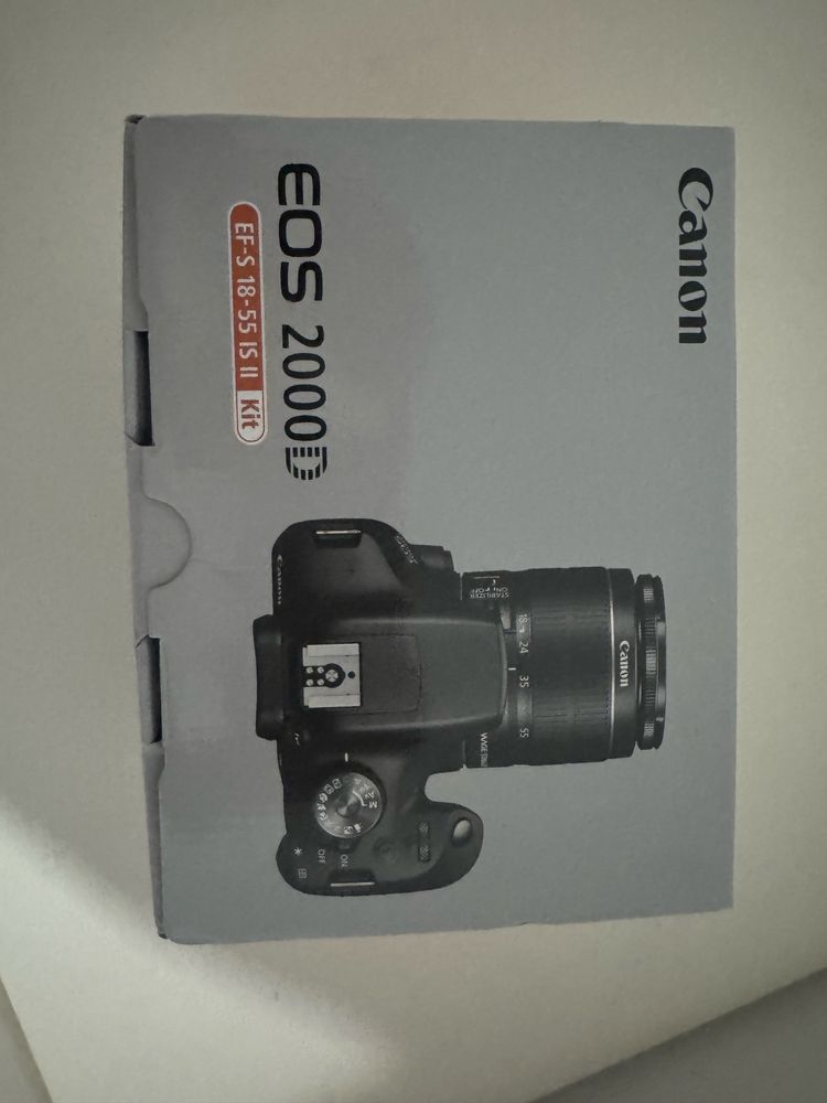Canon EOS 2000D