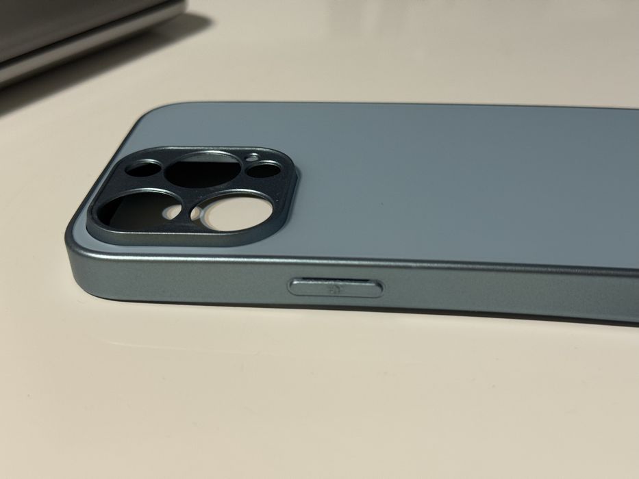 Nowe etui iPhone 15 Pro Max
