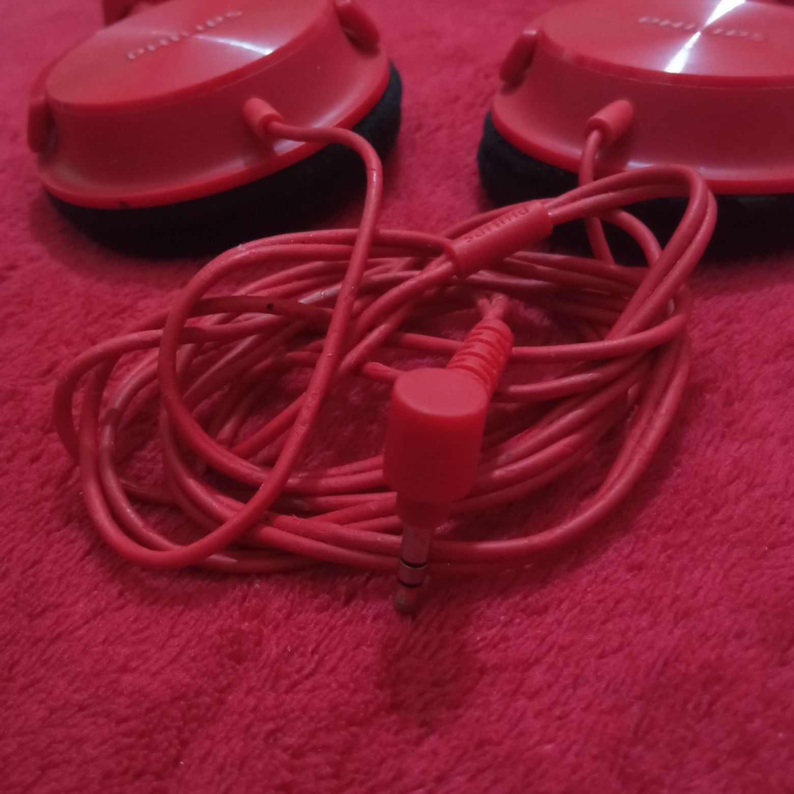 Червоні навушники PHILIPS SHL3060 Red