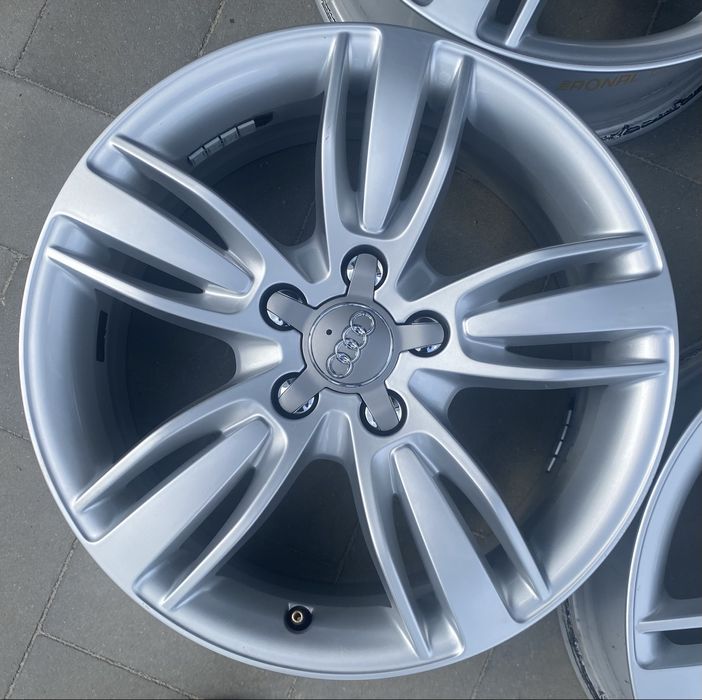 Felgi aluminiowe 17” Audi Q3 8U0 83A A3 8Y A4 B7 A6 C6 5x112 ET 33