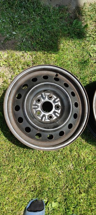 Orginalne Felgi stalowe toyota Auris e15 5x114.3