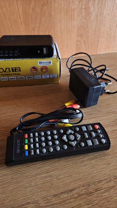 Приставка Т2 тюнер