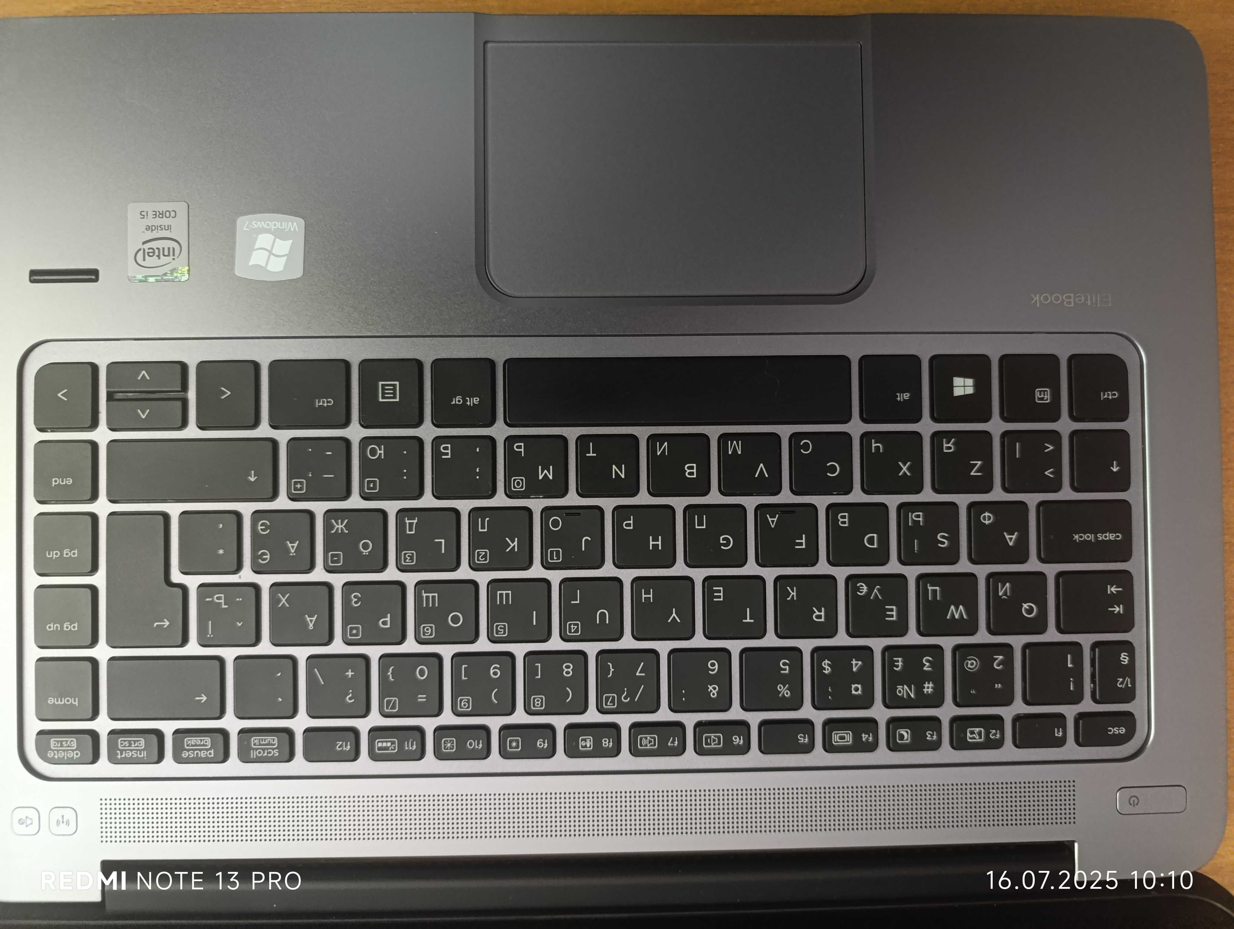 Ноутбук  HP Folio 1040