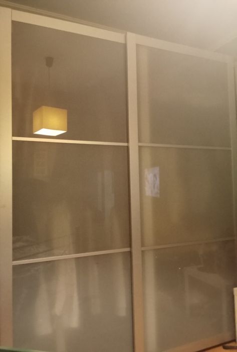 Roupeiro 2 metros de largura e 2 e 20 de altura