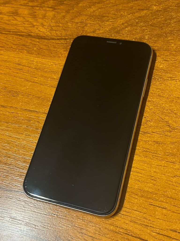 iPhone x 256gb bateria 75%