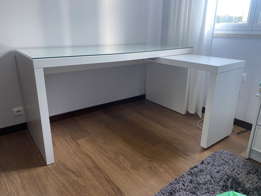 secretária branca MALM Ikea