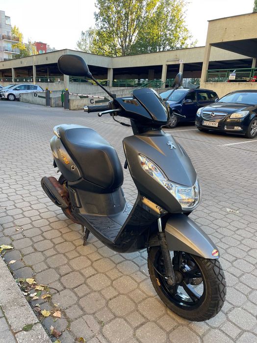 Skuter Peugeot Kisbee 50cc 2T RS
