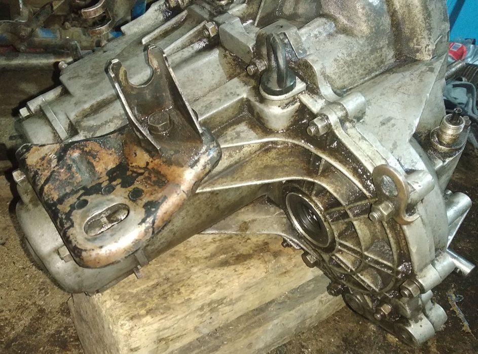 Коробка передач КПП ВАЗ-2110 2111 2112 Приора с блокировкой 2 ведущих