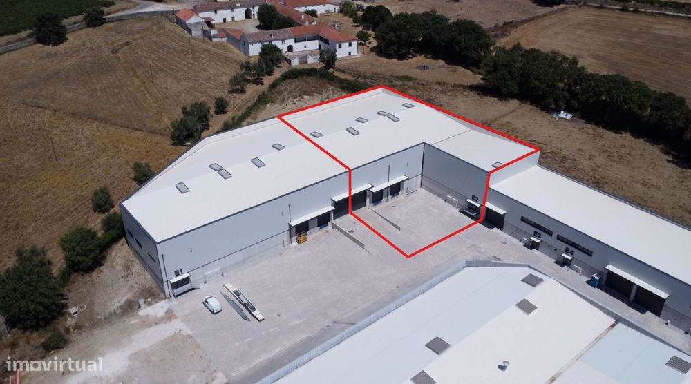 Armazém à venda , Quinta de Matos