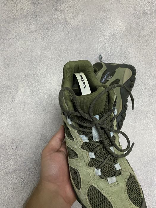 Жіночі трекінгові ботінки Merrell Gore-Tex Lowa