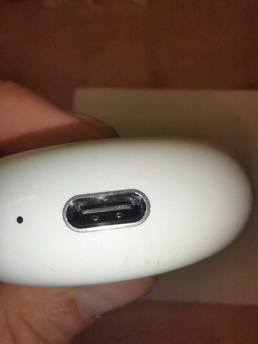 Stacja dokująca słuchawek Huawei FreeBuds3, model CM-SHK