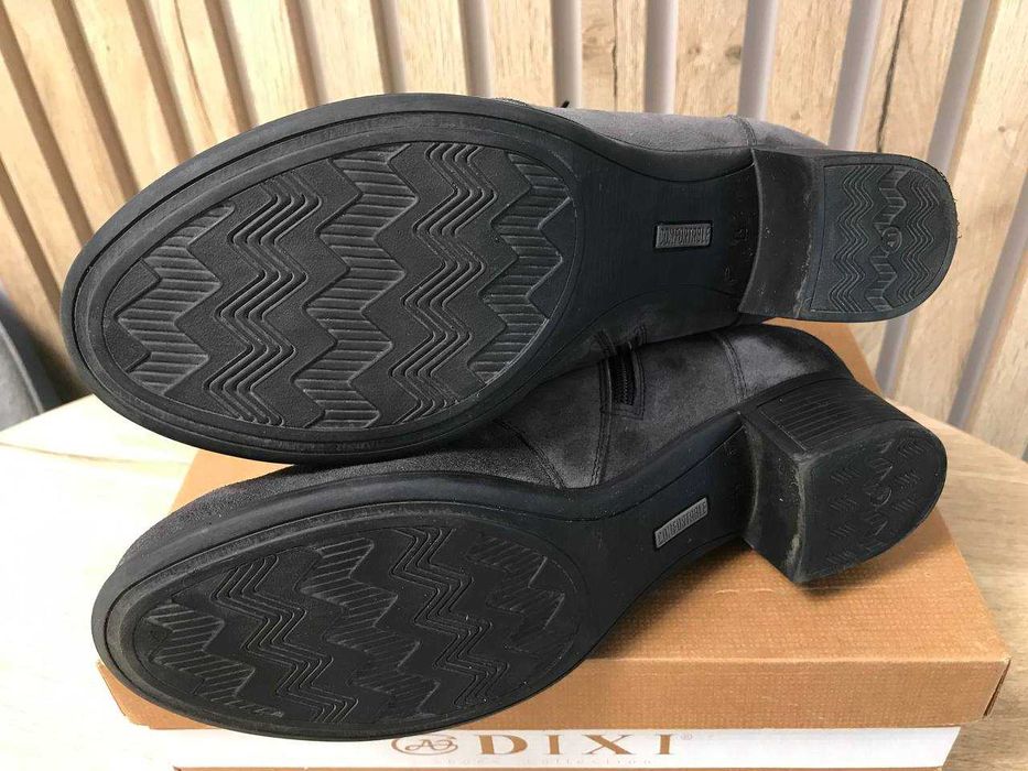 Ботинки женские натуральный замш тёмно-серые DIXI размер 41 бу