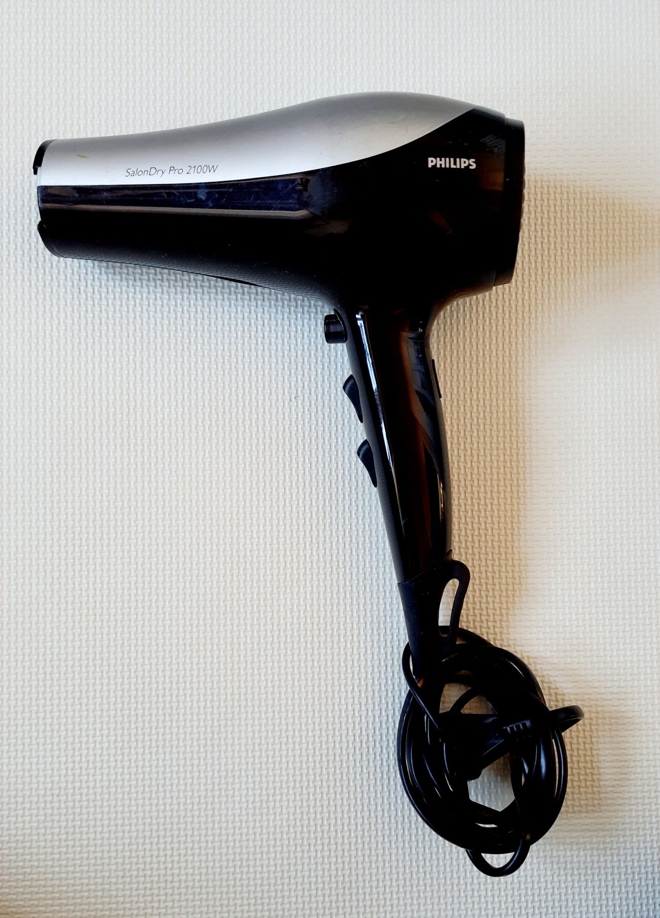 Suszarka do włosów Philips Salon Dry 2100W