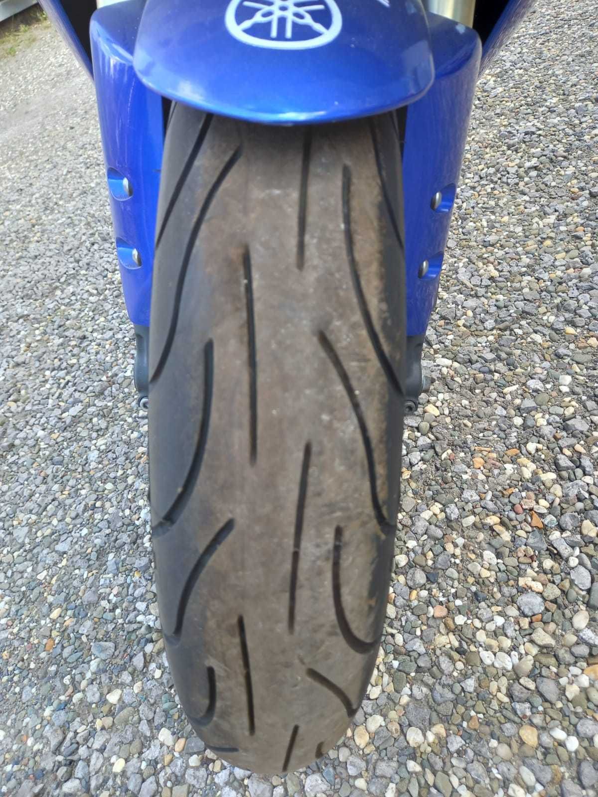 Motocykl Yamaha R1 na części lub w całości