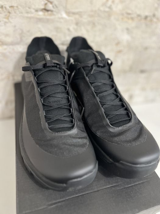 Кросівки чоловічі Arc'teryx Vertex Alpine Black X000009019 оригінал