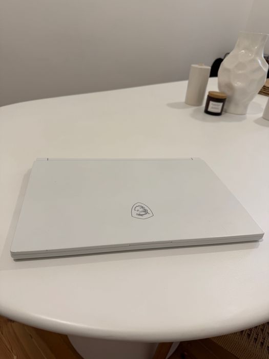 Gaming laptop: MSI Stealth 15M : i7 CPU - RTX 3060 GPU - 1T