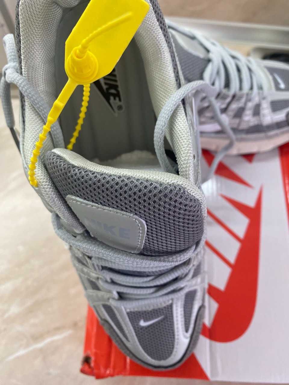 Продам кросівки  нові Nike