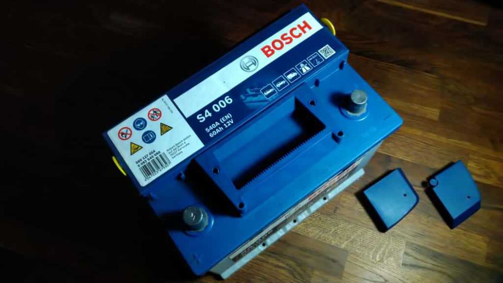 Bosch S4 S4004 typ 075, 60Ah, 12V, 540A akumulator bateria samochodowa