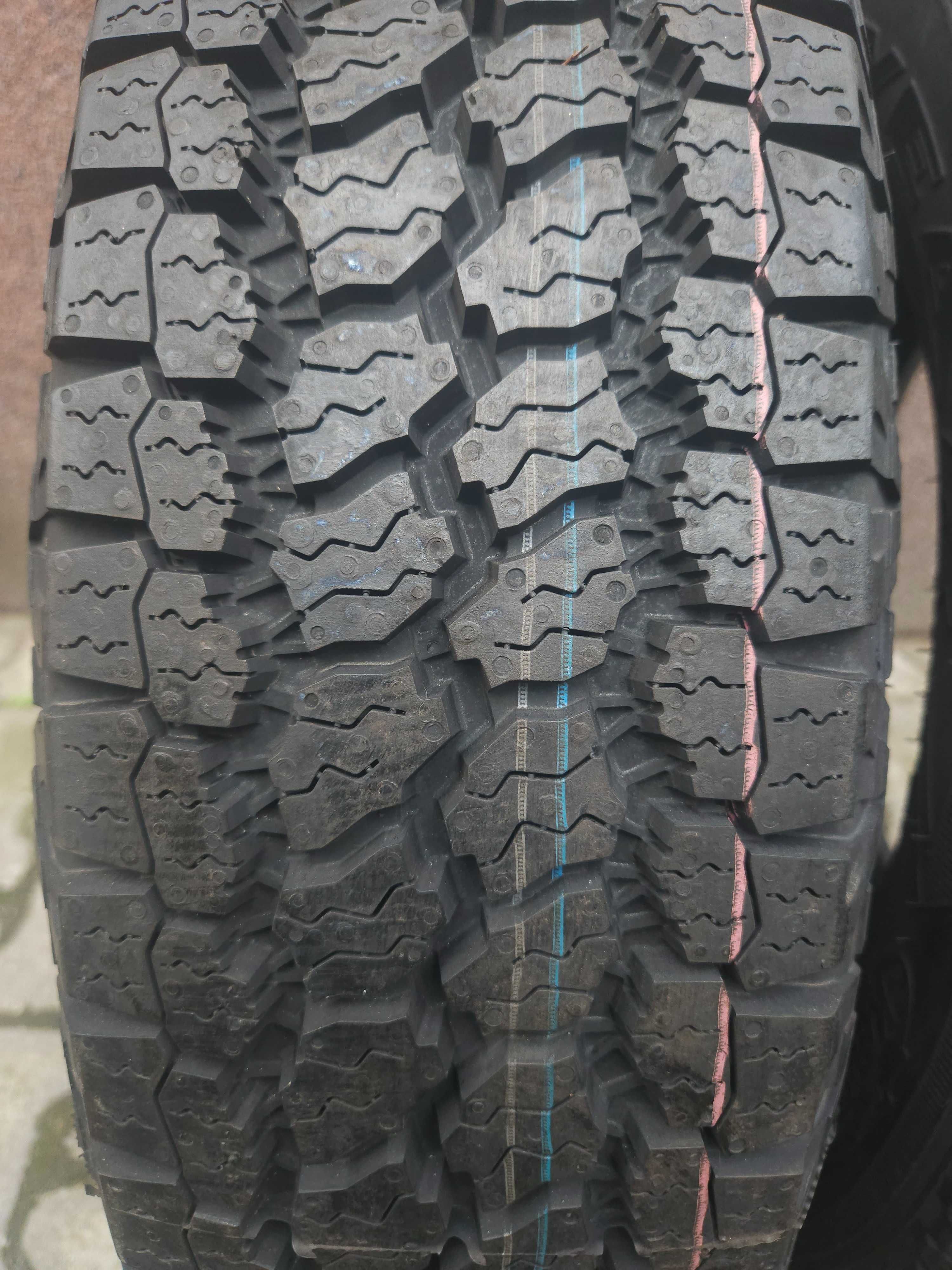 205/R16C goodyear wrangler