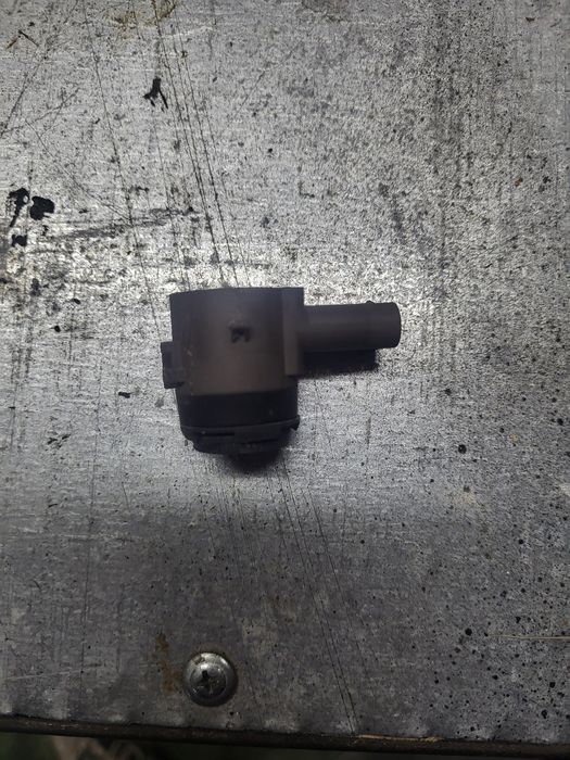 2525001-09-D датчик парктроніка кутовий tesla model x