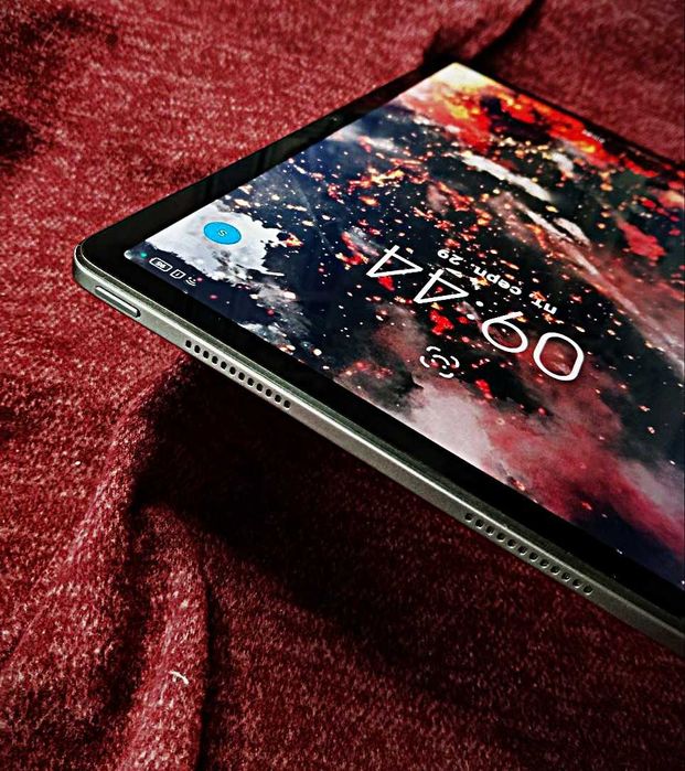 Lenovo Tab M11 + клавіатура та мишка, в ідеальному стані