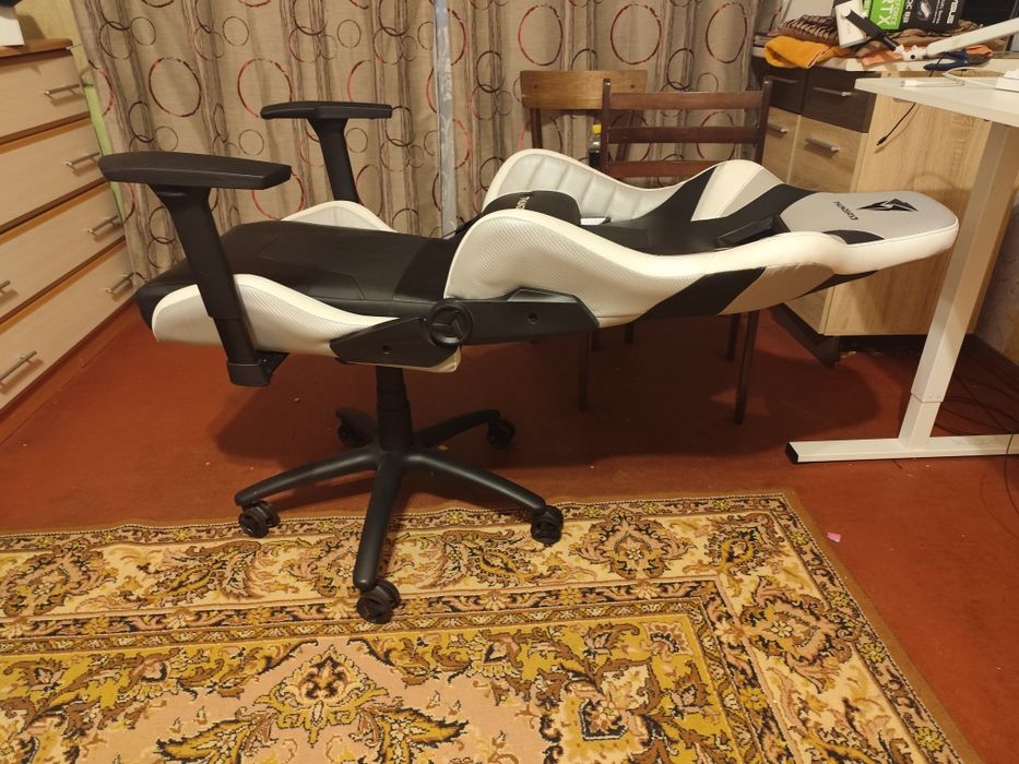 Кресло Thunderx3 tc5 all white