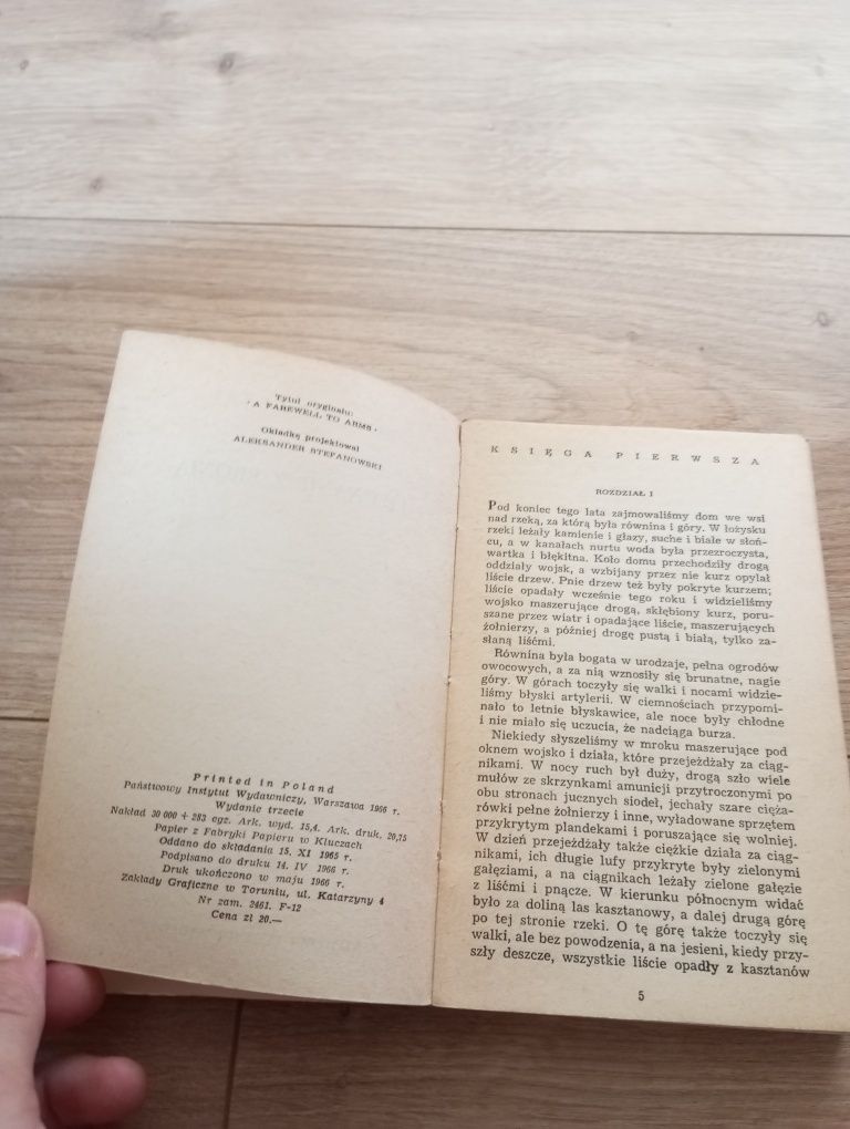 Pożegnanie z bronią Hemingway