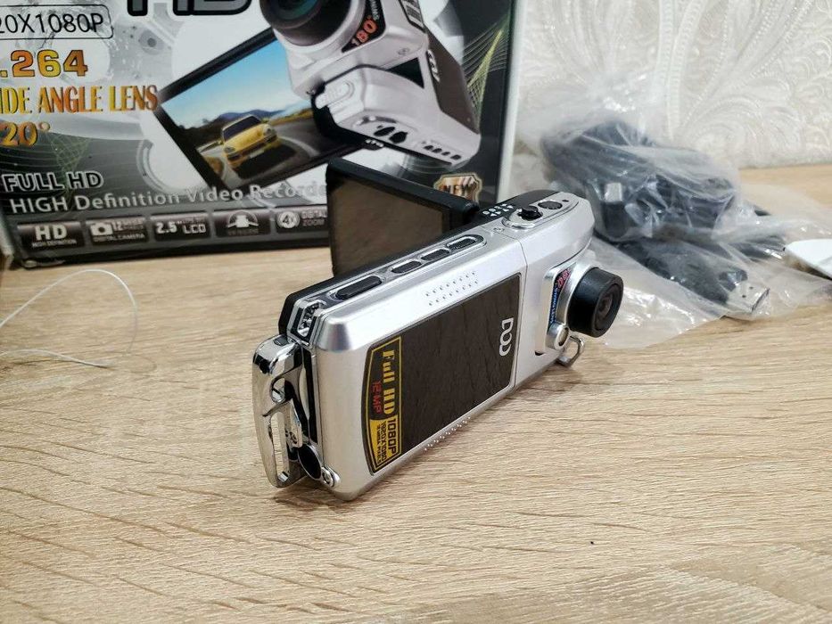 Видеорегистратор DOD F900LHD