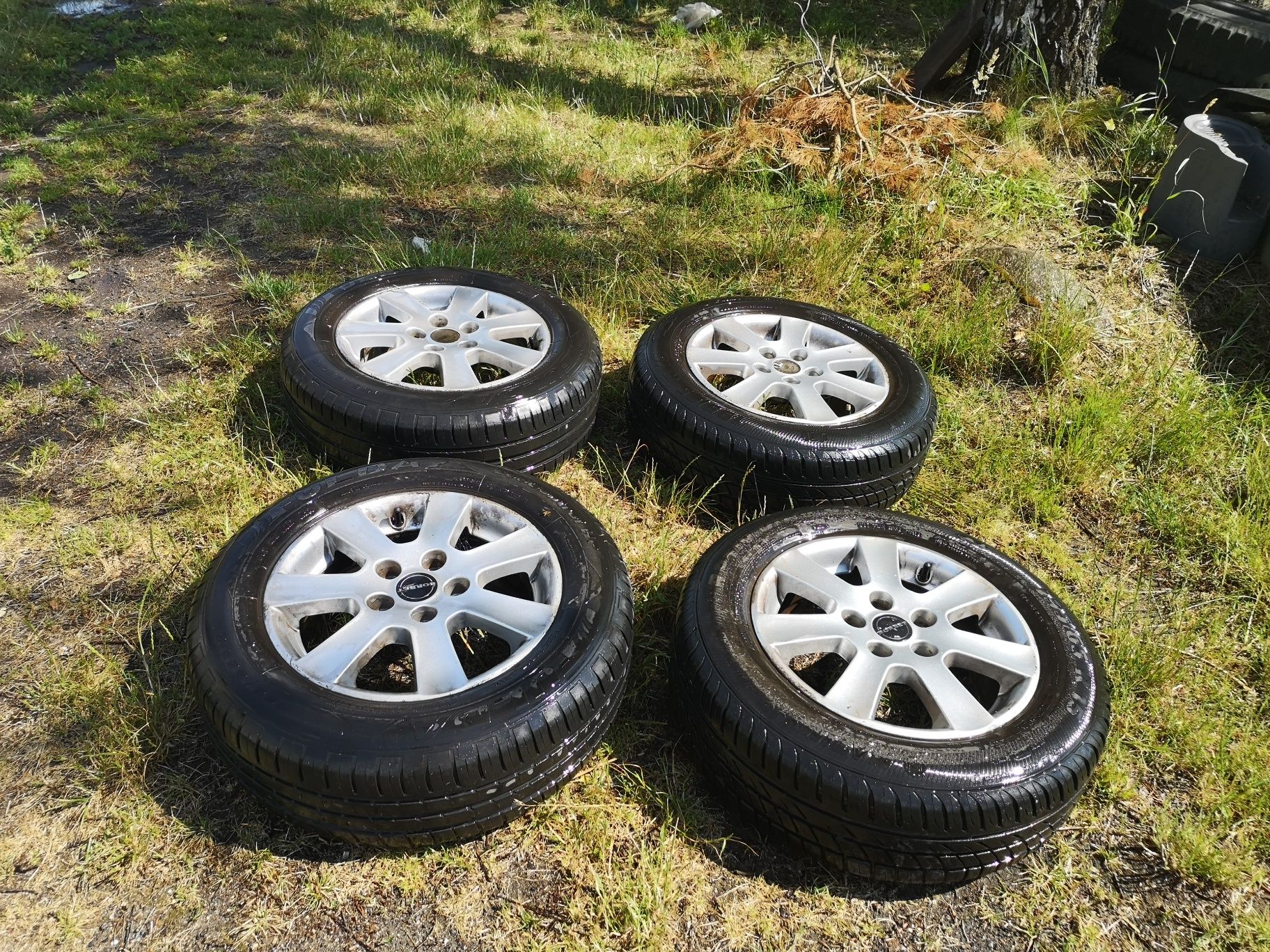 Opony letnie Fulda  Volvo/Ford 195/65 r 15 Borbet