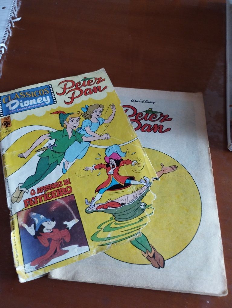 Livros infantis  quadradinhos da Disney