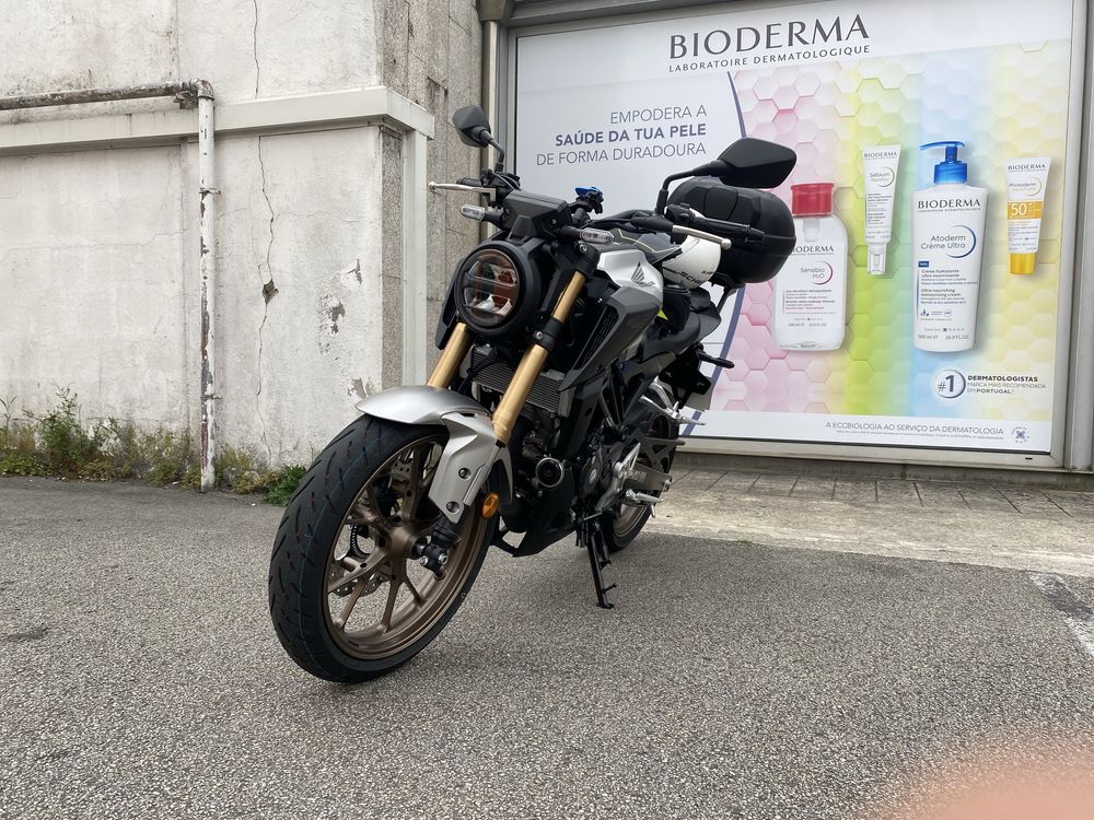 Honda cb125r 2024