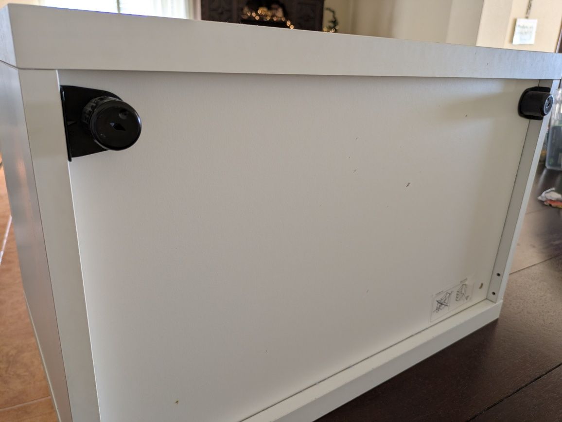 Estante IKEA Besta