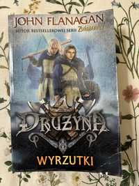 „Drużyna. Wyrzutki” John Flanagan