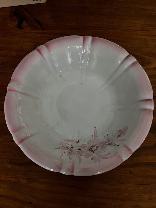 Jarro e bacia em faiança