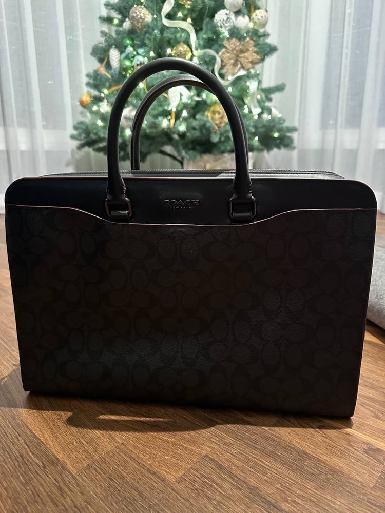 Сумка портфель COACH  (оригинал) . Новая!!!