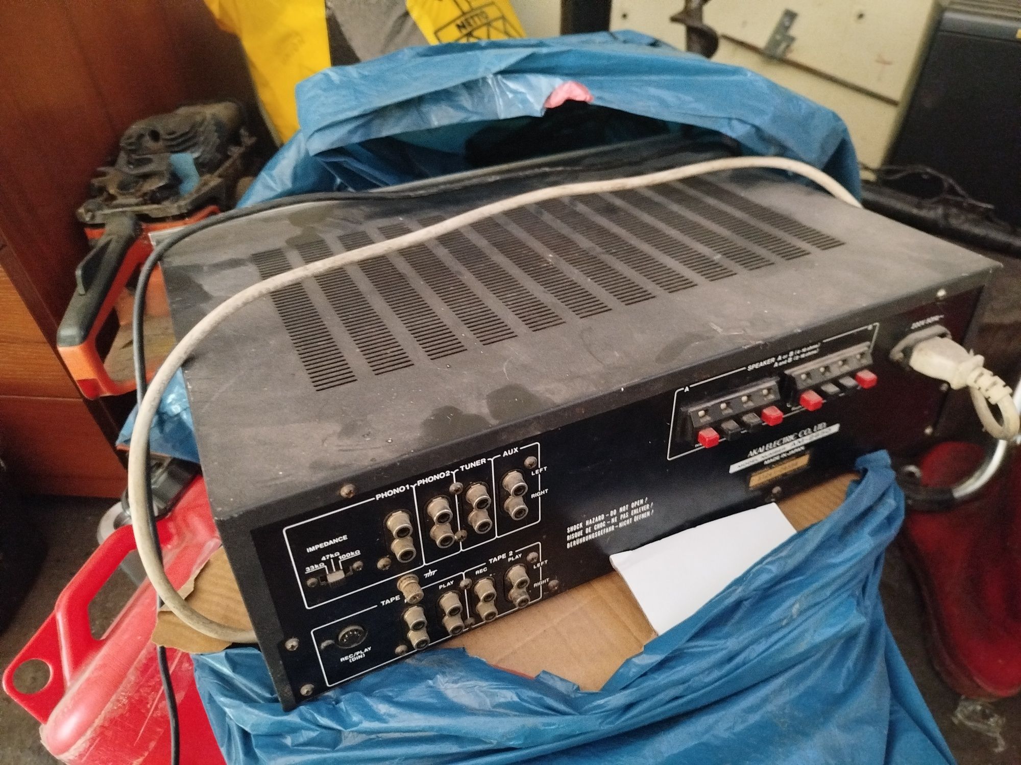 Wzmaczniacz Akai 2650