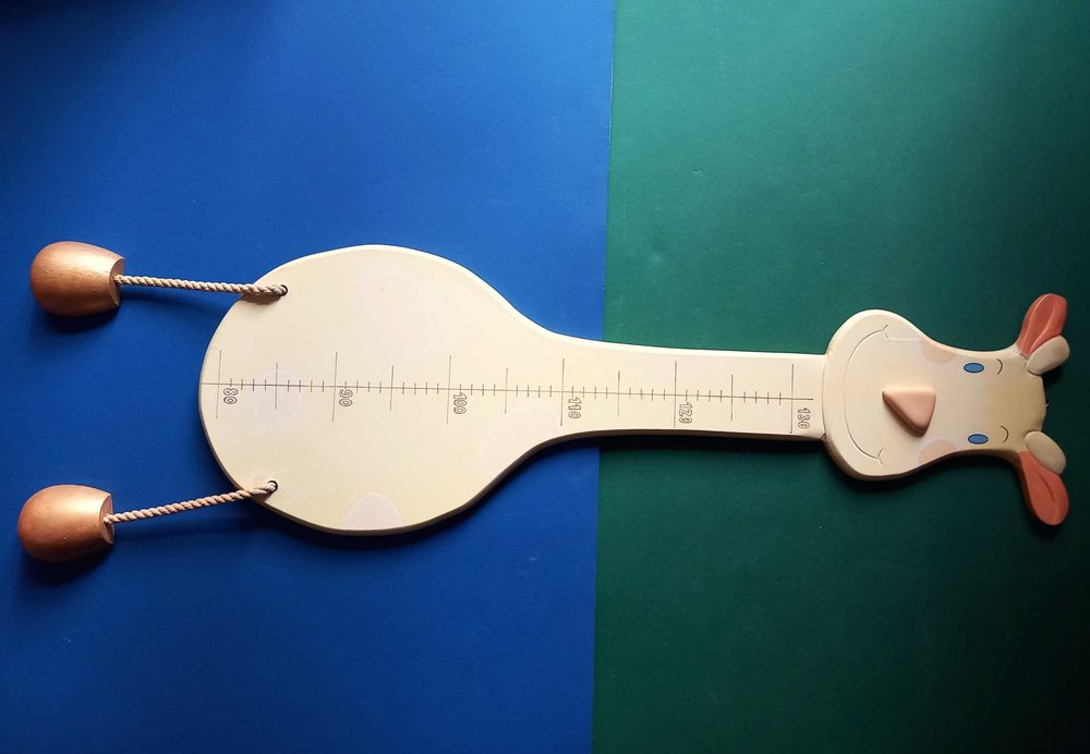 Miarka wzrostu dziecka - urocza krówka drewniana 80-130 cm