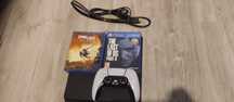 Konsola PlayStation 4