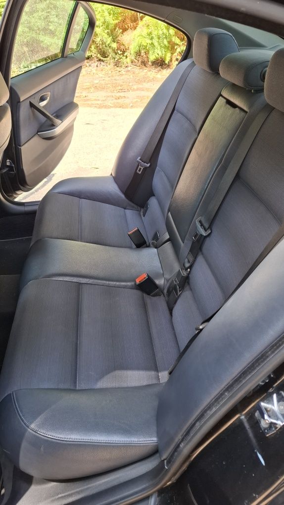 BMW 320d (E90) 2008