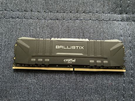 Модули памяти Crucial Ballistix 8 GB DDR4 3000 MHz