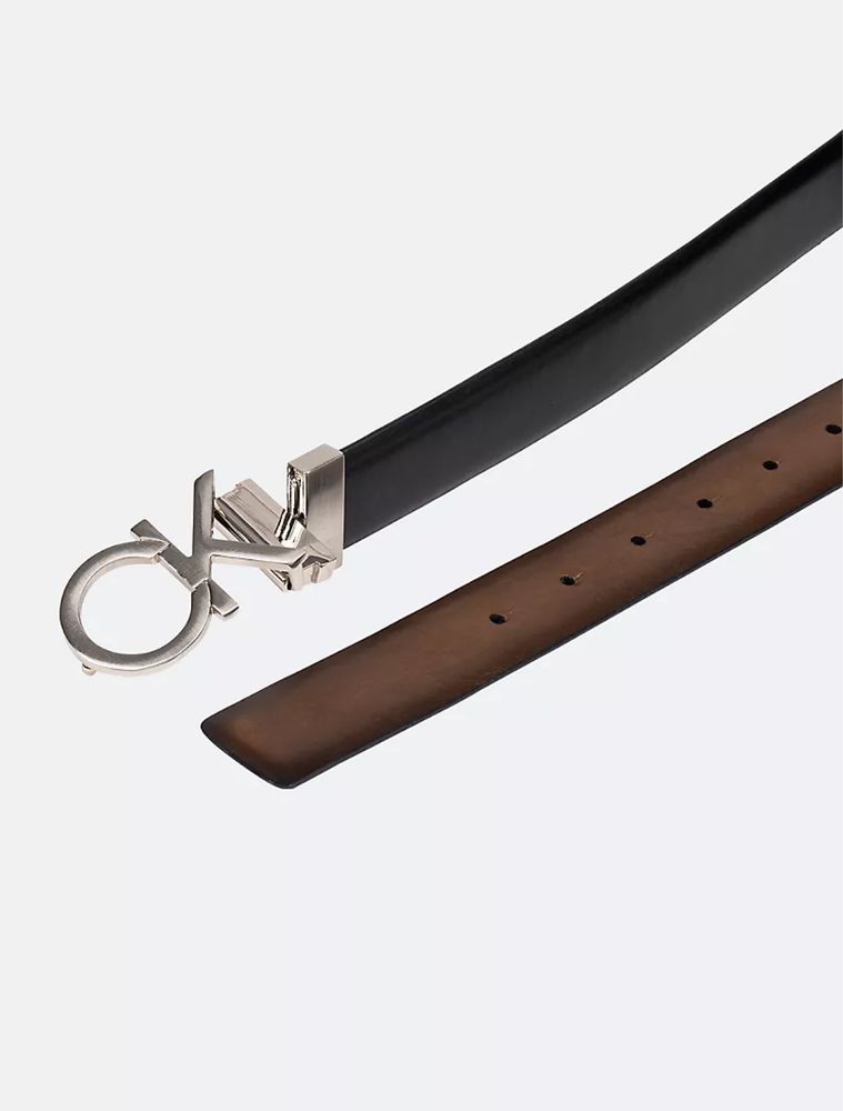 Ремінь новий Calvin Klein Reversible Hammered Plaque Belt