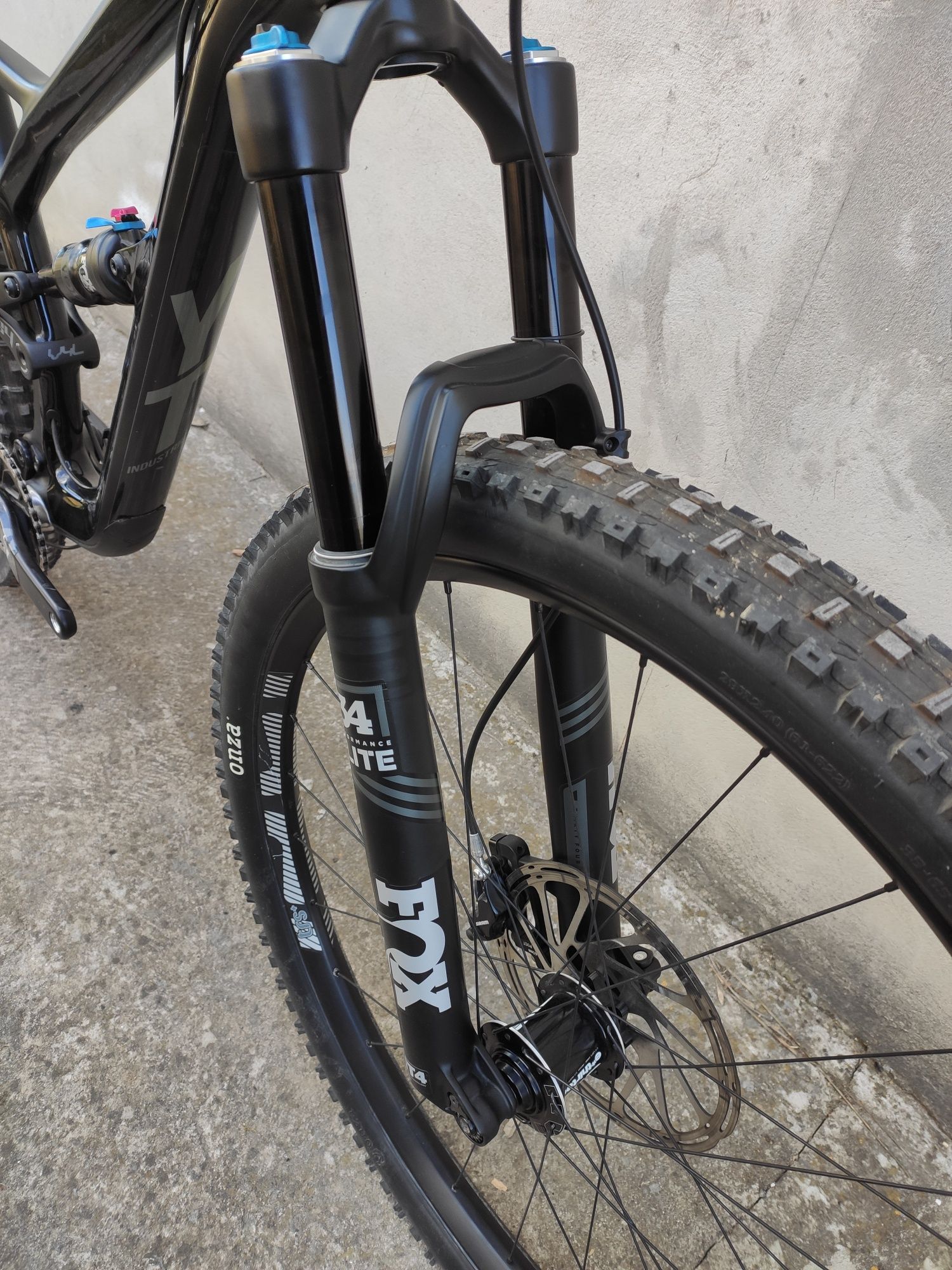 carbon YT Jeffsy CF 29 (2019) M, Sram X01 Eagle, Fox 34 Elite, E13