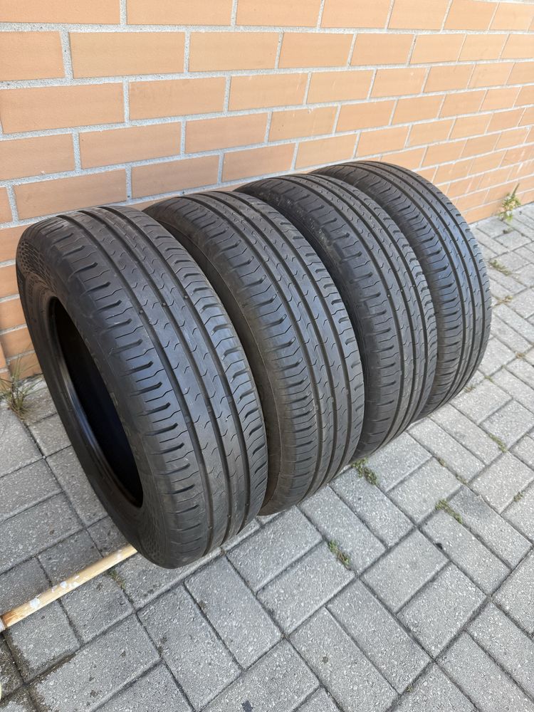 Vendo pneus 185/65 R15 tenho outras medidas Usados e Novos