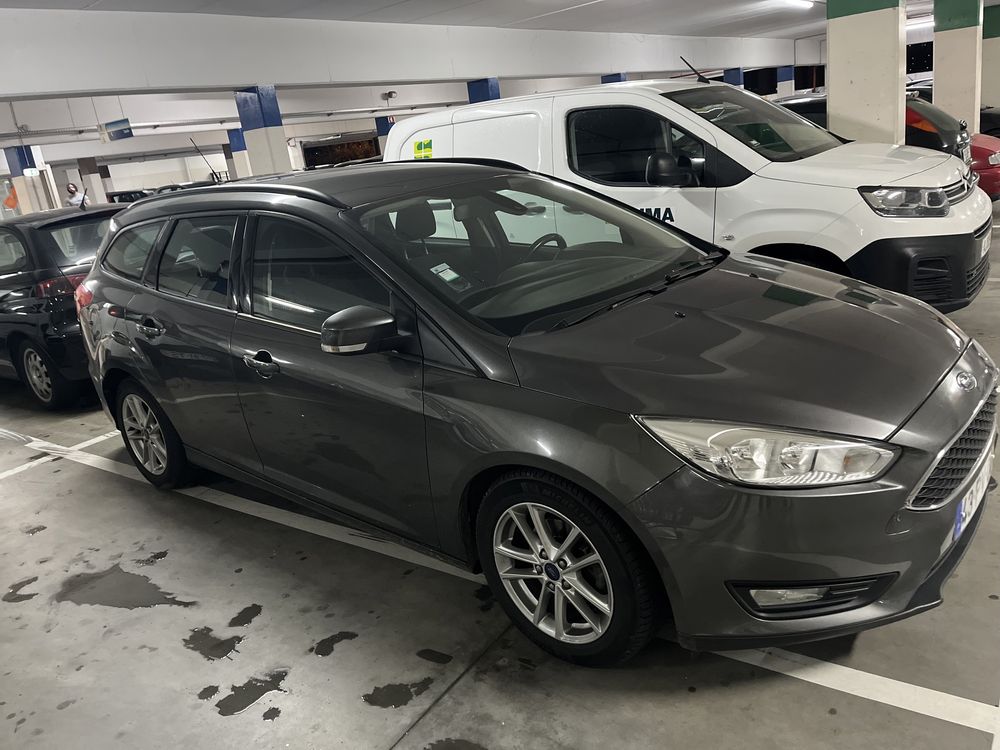 Vendo Ford focus 2015 9.800