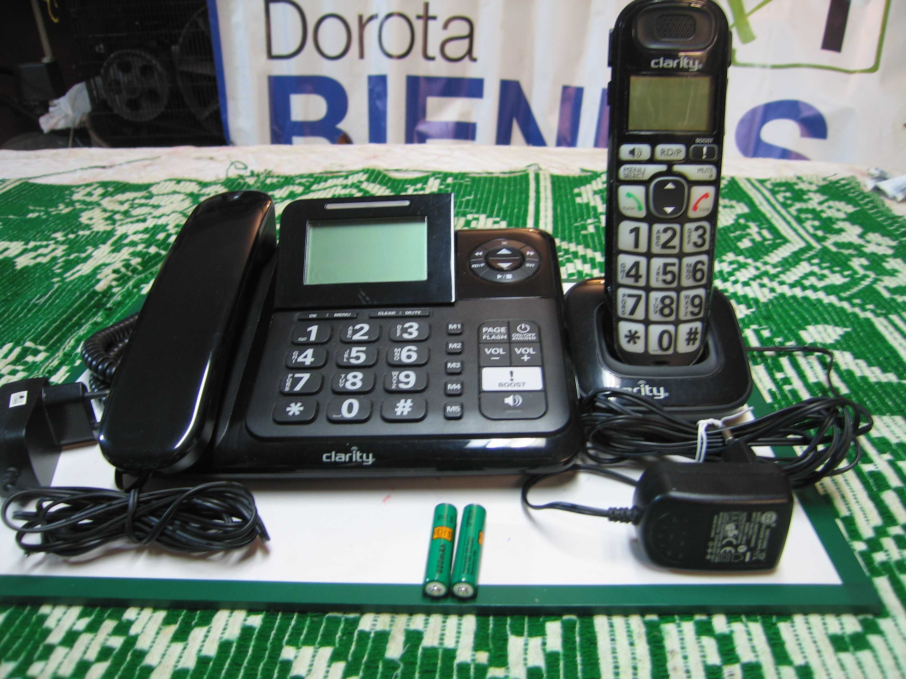Telefon stacjonarny Clarity model E814CC z dodatkową słuchawką-używany
