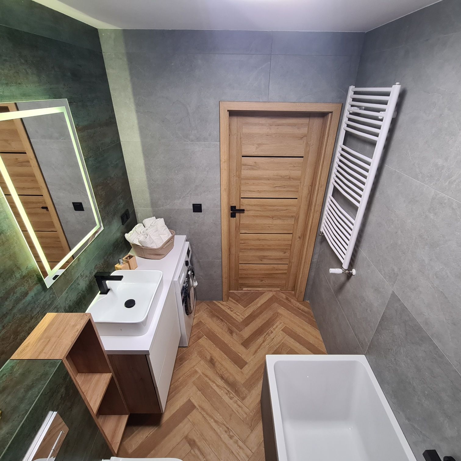 Mieszkanie świeżo wykończone 41.9m2