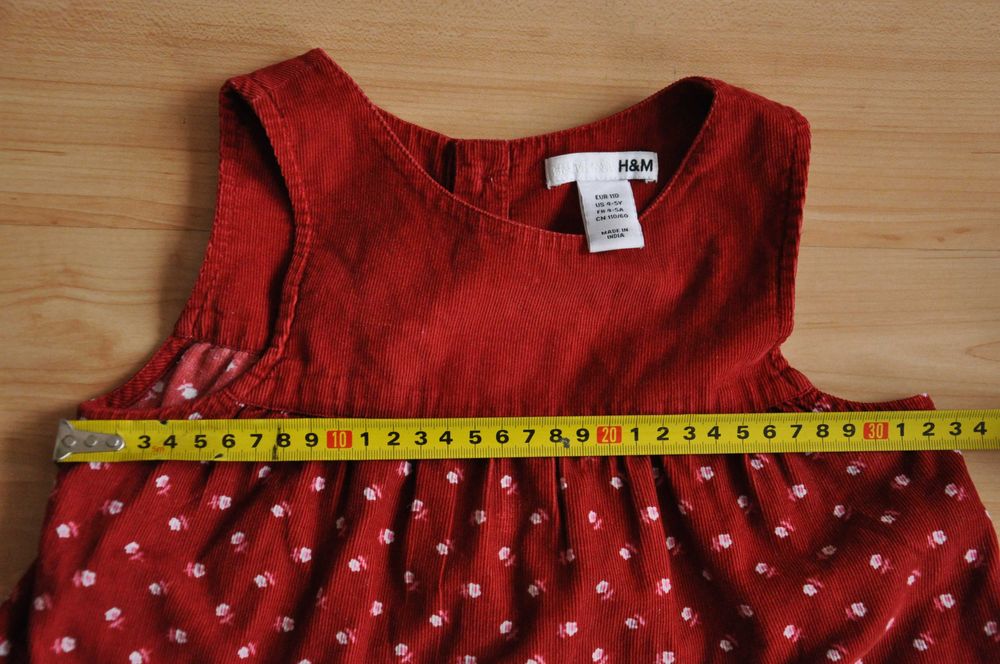 sukienki 4 szt M&S, H&M, CoolClub 122/128