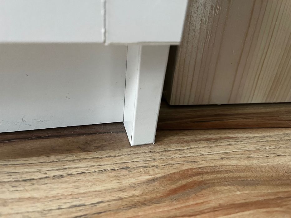 BILLY / OXBERG
Regał Biały ze szklanymi drzwiami Ikea