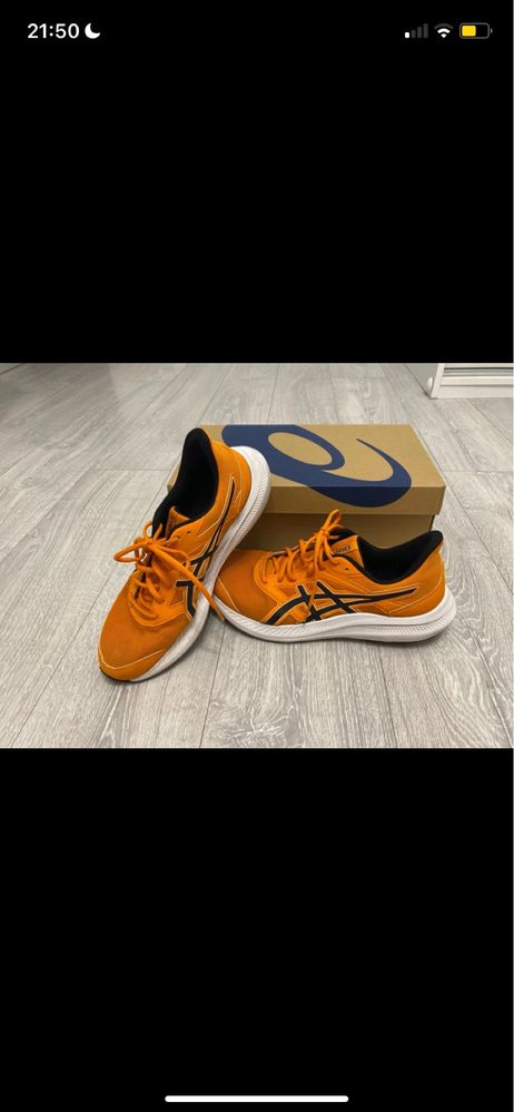 Buty Asics Jolt 4 pomarańczowe 44,5