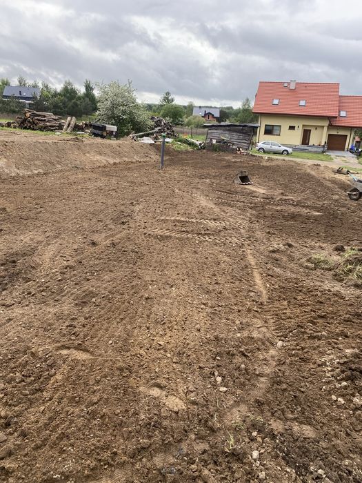 Usługi minikoparką, Koparko-ładowarką Wywrotka 3,5 Przyłącza wod-kan